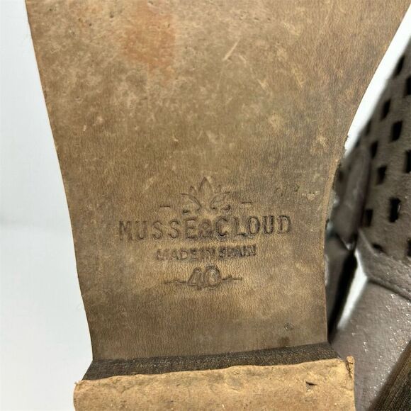 Musse & Cloud Light Gray Silver Perforated Leather Ankle Booties Size 40 (US 9) - Picture 12 of 14